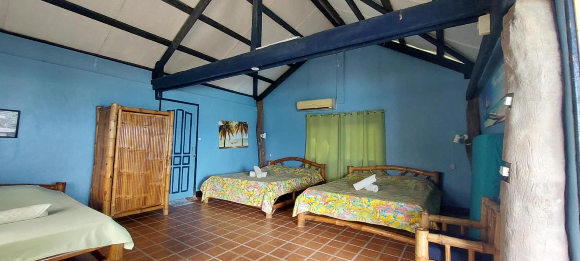 Ravenala Beach Bungalows Moalboal Ngoại thất bức ảnh