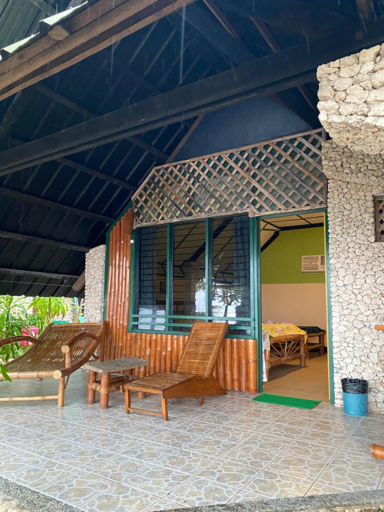 Ravenala Beach Bungalows Moalboal Ngoại thất bức ảnh