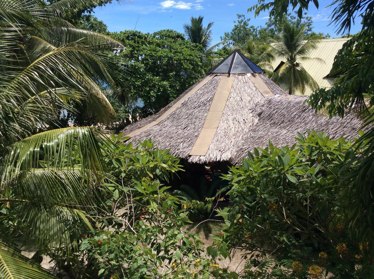 Ravenala Beach Bungalows Moalboal Ngoại thất bức ảnh
